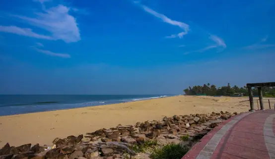 Andhakaranazhi Beach