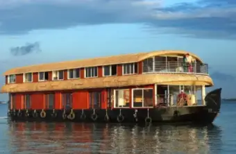 Premium Houseboat package