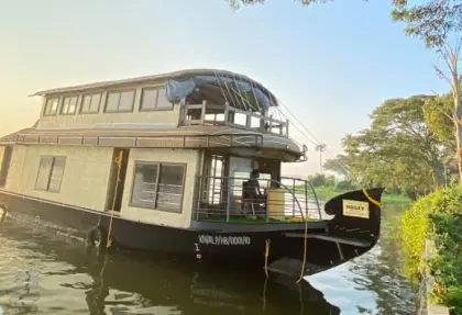 1 Bedroom luxury Houseboat