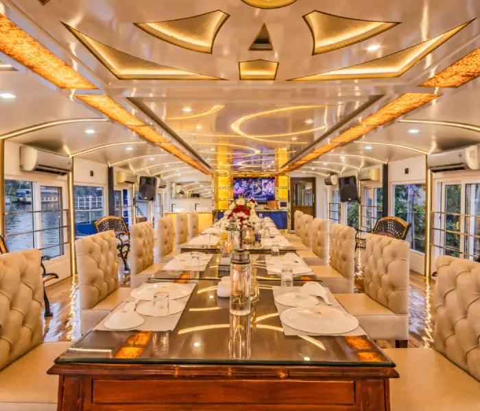 why choose semi-luxury houseboat