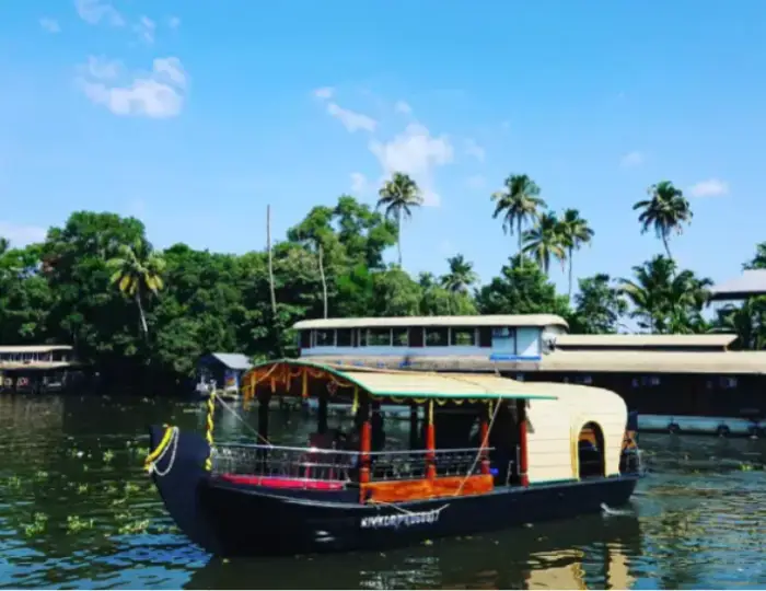Welcome to Alleppey - The Venice of the East