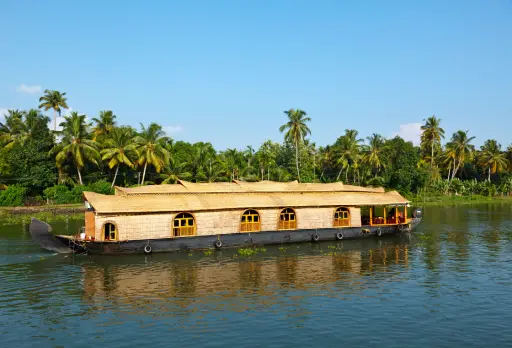 Venezia Houseboat- Unique  Features